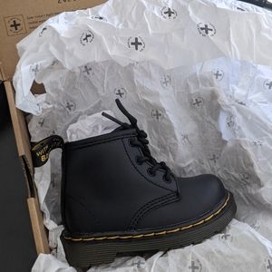 NWT Dr. Martens Brooklee Boot